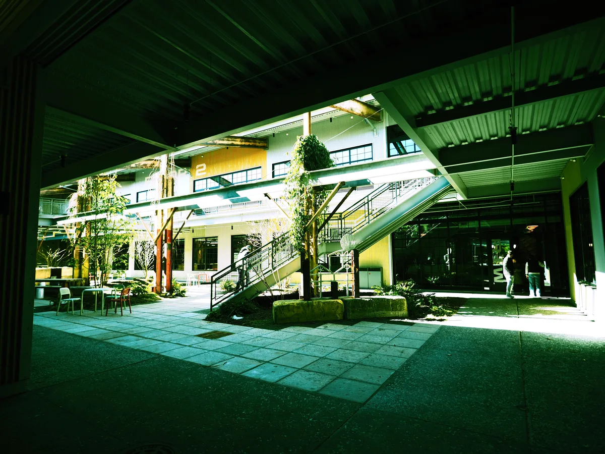 Dock 1053 photograph 2